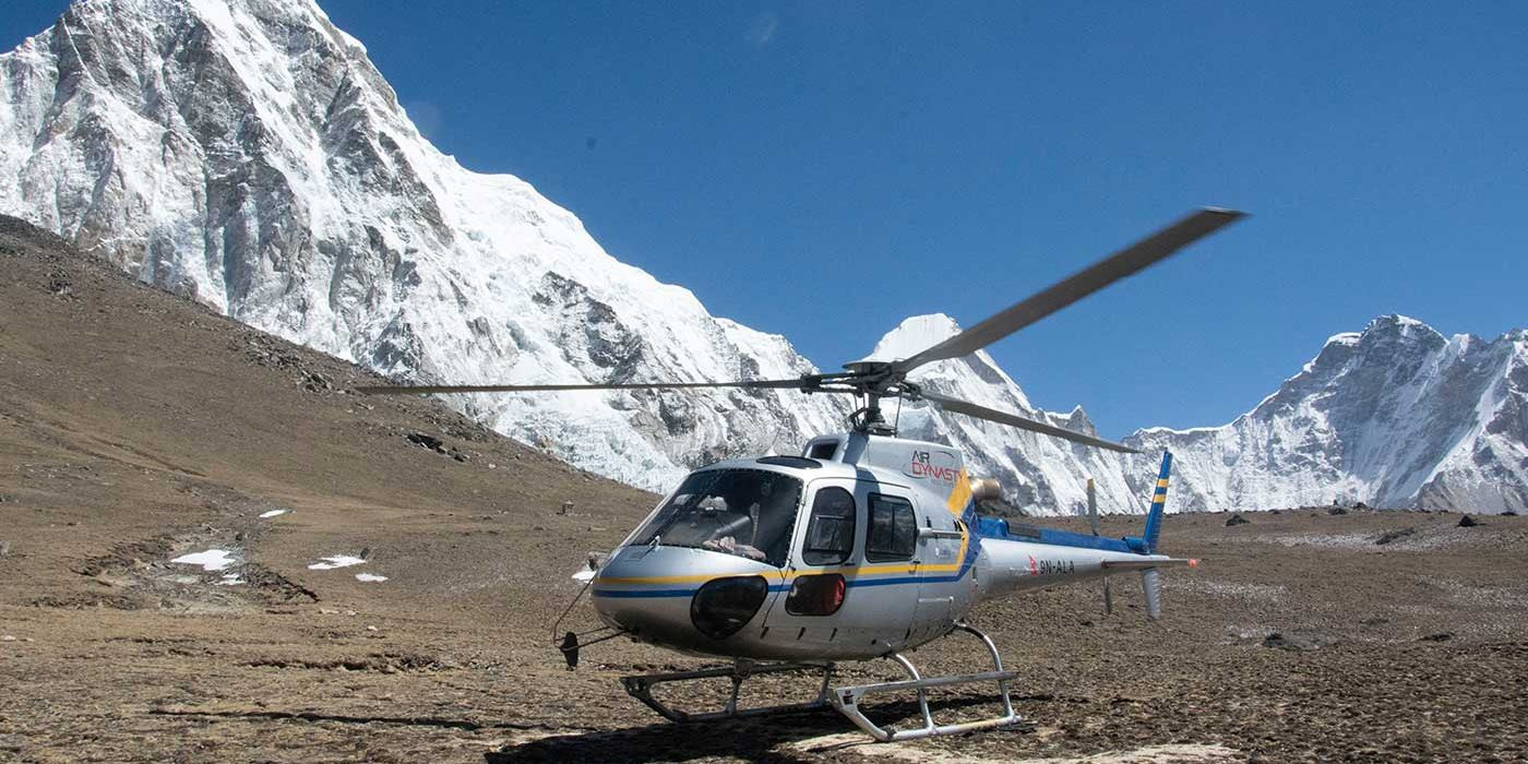 Helicopter Landing in Kalapatthar (Everest Region)